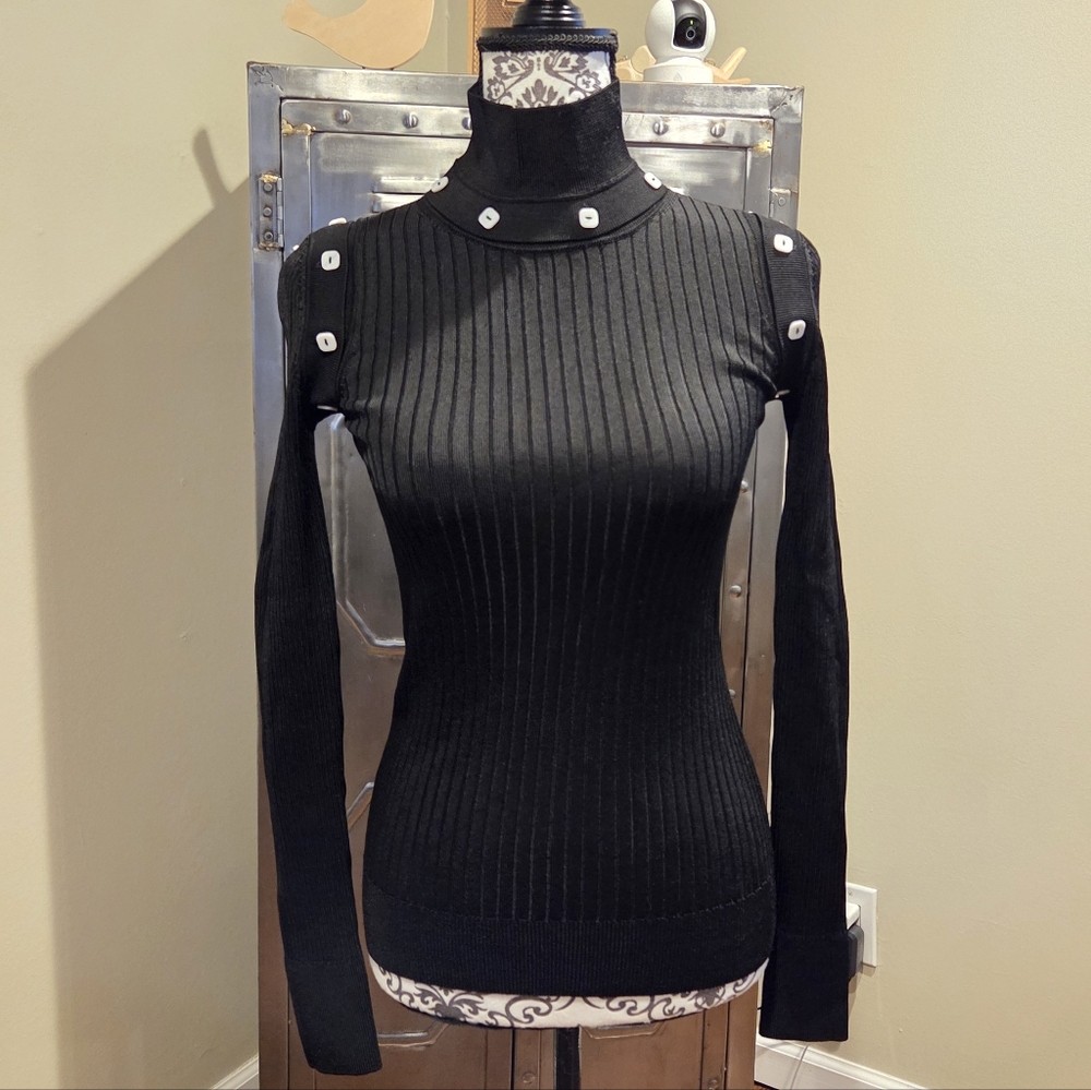 Niall Knithouse Noel 4-in-1 Top in Black Sz SM